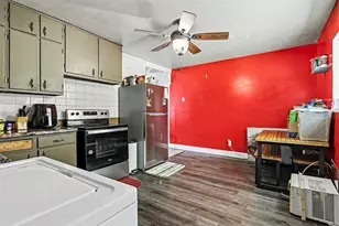 1145 Beverly Ct, Benton Harbor, MI 49022 - Photo 8