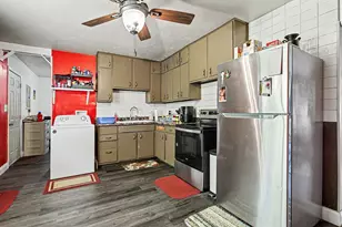 1145 Beverly Ct, Benton Harbor, MI 49022 - Photo 6