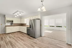 7723 Yorktown St, Richland, MI 49083 - Photo 10