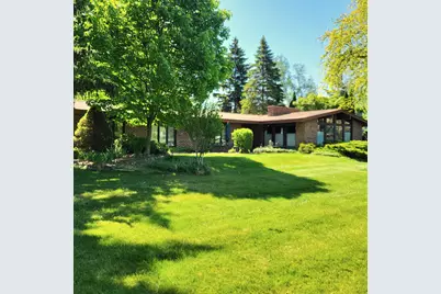 1519 Moccasin Trail, Benton Harbor, MI 49022 - Photo 4