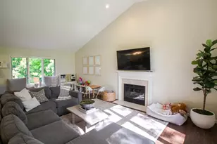 6985 Springcrest Ct, Clarkston, MI 48346 - Photo 8