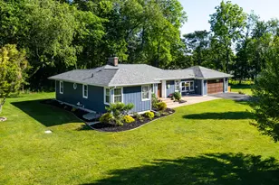 116 Sunnyside Dr, Battle Creek, MI 49015 - Photo 2