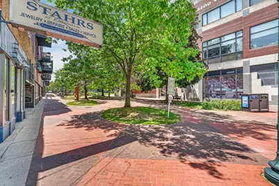 230 N Kalamazoo #301, Kalamazoo, MI 49007 - Photo 38