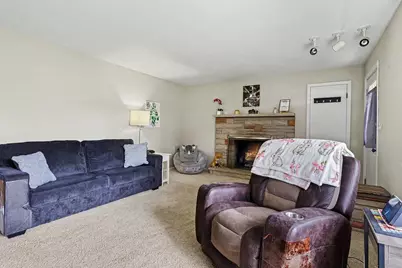2112 Ogden Avenue, Benton Harbor, MI 49022 - Photo 8