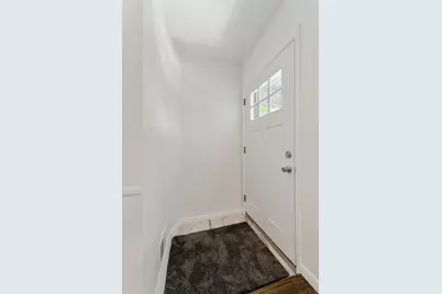 15241 Pearson Street, Oak Park, MI 48237 - Photo 14
