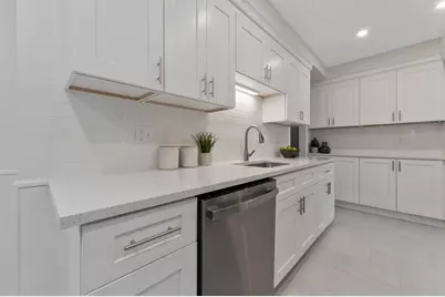 15241 Pearson Street, Oak Park, MI 48237 - Photo 22