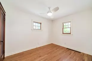 504 N Lewis St, Ludington, MI 49431 - Photo 22