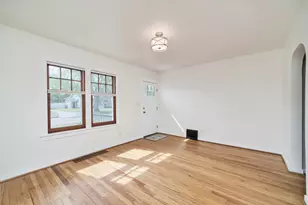 504 N Lewis St, Ludington, MI 49431 - Photo 12