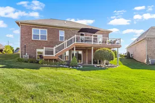 24523 Pinnacle Cir, South Lyon, MI 48178 - Photo 28