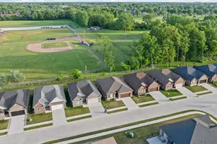 15300 Eton Pointe Dr, Clinton Twp, MI 48035 - Photo 36