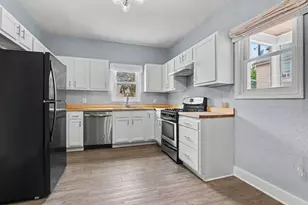 800 6th St NW, Grand Rapids, MI 49504 - Photo 14