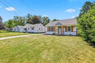 1325 Edith Ave NE, Grand Rapids, MI 49505 - Photo 4