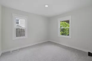 1325 Edith Ave NE, Grand Rapids, MI 49505 - Photo 24