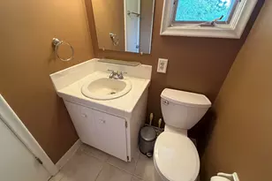 1935 Skyler Dr, Kalamazoo, MI 49008 - Photo 34