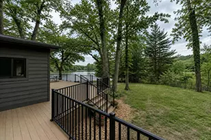27661 Pine Lake St, Edwardsburg, MI 49112 - Photo 16