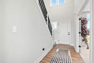13059 Pine Glen Dr, Grand Haven, MI 49417 - Photo 6