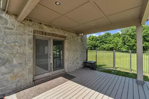 2665 White Tail Ct, South Lyon, MI 48178 - Photo 14