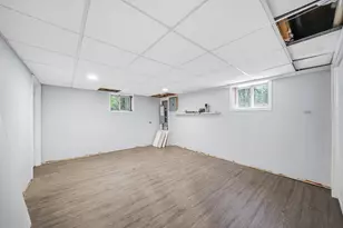 29100 Terrence St, Livonia, MI 48154 - Photo 26