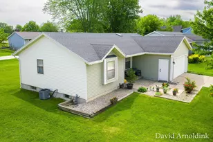 265 Country Club Rd, Holland, MI 49423 - Photo 4