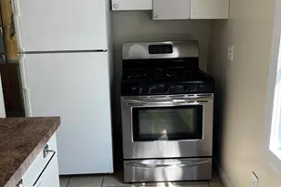 820 Mc Reynolds Ave NW, Grand Rapids, MI 49504 - Photo 16