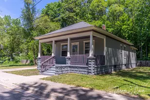 504 McLaren St, Muskegon, MI 49442 - Photo 1
