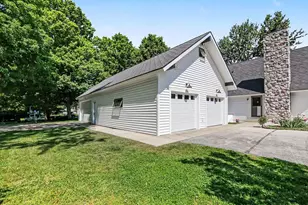 7452 Leonard Ave, Onekama, MI 49675 - Photo 24
