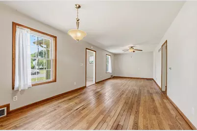 63 N 31st Street N, Battle Creek, MI 49015 - Photo 2