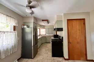 1683 Shorewood Dr, Norton Shores, MI 49441 - Photo 6