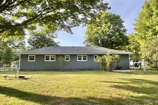 1683 Shorewood Dr, Norton Shores, MI 49441 - Photo 28