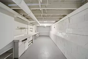 130 W Euclid Ave, Jackson, MI 49203 - Photo 30