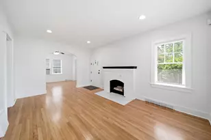 130 W Euclid Ave, Jackson, MI 49203 - Photo 8