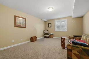 880 Ludington Ave, Portage, MI 49002 - Photo 42