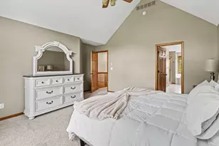 1425 Old Farm Ln, Saint Joseph, MI 49085 - Photo 22