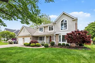 1425 Old Farm Ln, Saint Joseph, MI 49085 - Photo 2