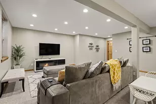 1425 Old Farm Ln, Saint Joseph, MI 49085 - Photo 32