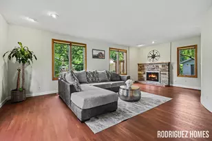 6271 Cascade Rd SE, Grand Rapids, MI 49546 - Photo 10