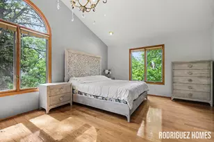 6271 Cascade Rd SE, Grand Rapids, MI 49546 - Photo 20