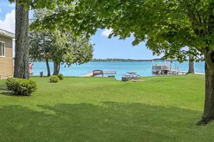 120 Kimel Dr, Cadillac, MI 49601 - Photo 2