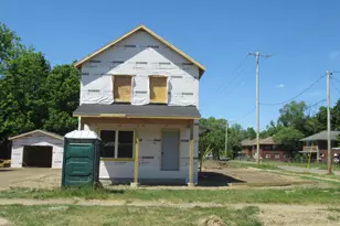 84 Bowen Ave, Battle Creek, MI 49037 - Photo 1