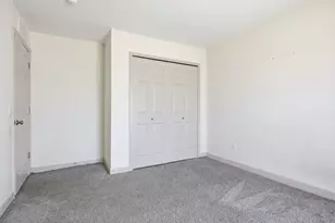 32200 Ecorse Rd, Romulus, MI 48174 - Photo 22