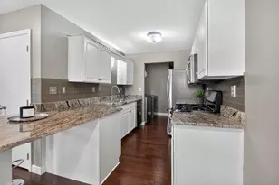 4297 Fairway Ln, Jackson, MI 49201 - Photo 10