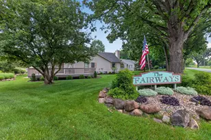 4297 Fairway Ln, Jackson, MI 49201 - Photo 2