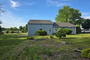 53140 Fulton Rd, Leonidas, MI 49066 - Photo 12
