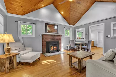 6330 Oakdale Drive, Brighton, MI 48116 - Photo 8