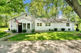 10019 10 Mile Rd NE, Rockford, MI 49341 - Photo 1