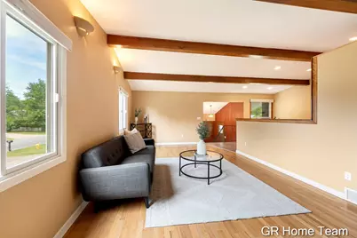 895 Bellewood Drive SE, Grand Rapids, MI 49508 - Photo 12