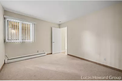 815 S Despelder Street #5, Grand Haven, MI 49417 - Photo 16