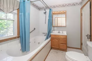 601 N Kalamazoo St, Paw Paw, MI 49079 - Photo 22
