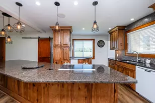 887 W Hinchman Rd, Baroda, MI 49101 - Photo 8