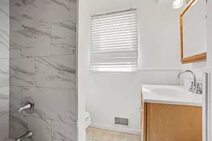 2109 Bloomfield Ave, Kalamazoo, MI 49001 - Photo 14